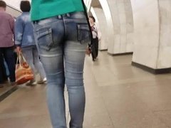 Ass go to the train 2