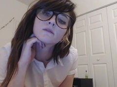 Cute teen spit play on cam - nopescape