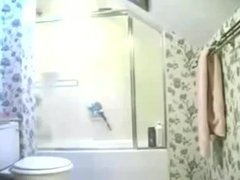 sister found hidden cam in bath room