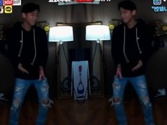 Sexy korean boy dance