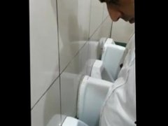indian gay in delhi public washroom