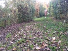 naked walking, flashing & cumming outdoors