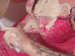 HeelGoddess getting real messy with cake mix