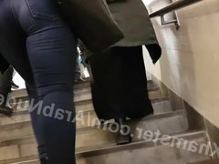 Arab Hijabi with tight big ass jeans voyeur she smiled