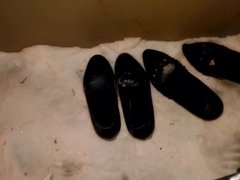 shoes pissing 3