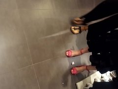 Gf shoe shopping her sexy natural feets