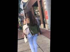 Candid - Big ass, tight jeans, high heels... perfect!
