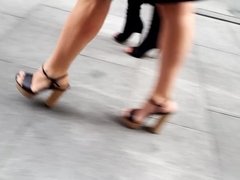 walking girls sexy legs feets calves high heels