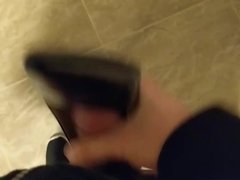 Fuck and cum on my friend's landlord's black pumps