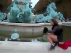 Exhibitionist strips naked in Paris