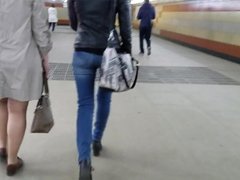 Pretty small ass in the subway