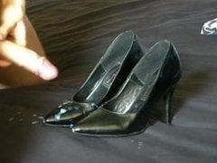 cum black patent heels