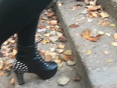 Lady L walking stud sexy boots(up).