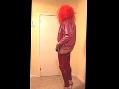Red haired slut in tight purple leggings