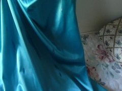 Cock Wipe Virgin Prom Dress in Her First Sex Tape