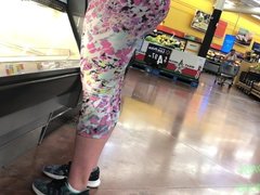Candid Ass in Leggings Part 1