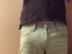 Skinny Jeans Bulge