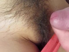 HAIRY PUSSY CUMSHOT