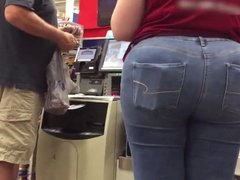 BBW Super Pawg Clerk Show Off Her Big Ass