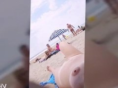 Casal Pareja praia de nudismo