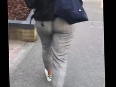 Round juicy bubble butt tearing and eatin up tight pants