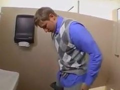 Sex in Office Toilet