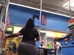 Can't miss ebony beauty with a donk ass