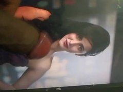 Shruthi Hassan  Hot Indian actress Cocking