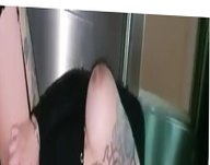 masturbate in elevator