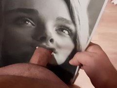 Facefuck tribute for Chloe Moretz