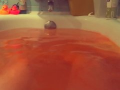 Bath Time -Testing Push Bath Ball - Pumpkin